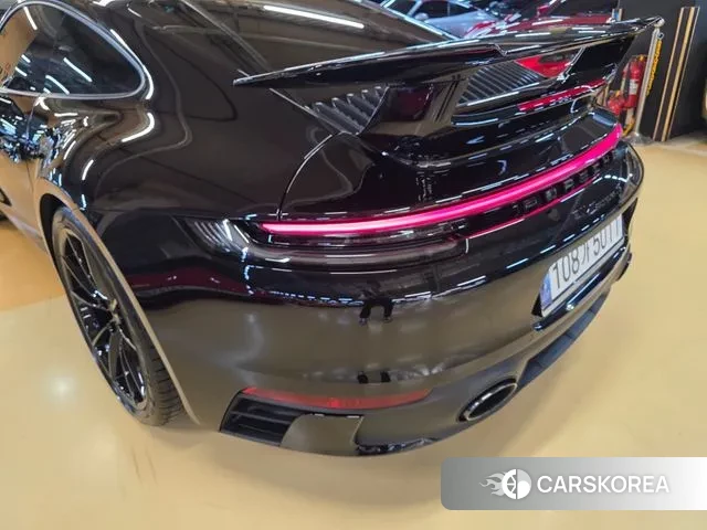 Porsche 911(992) id 3565558 из Кореи 10