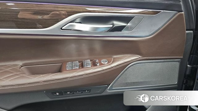 BMW 7 Series (G11) id 4580657 из Кореи 10