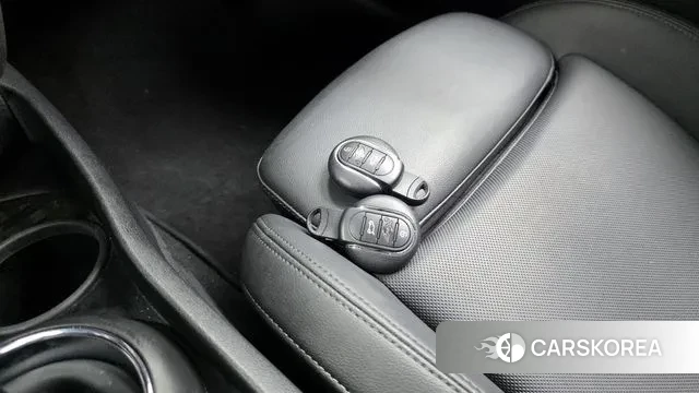 Mini Cooper D Clubman id 3499326 из Кореи 10