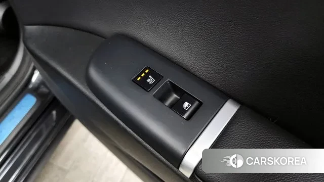 Hyundai Grandeur (GN7) id 3649443 из Кореи 10