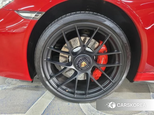 Porsche 911 id 3834709 из Кореи 10