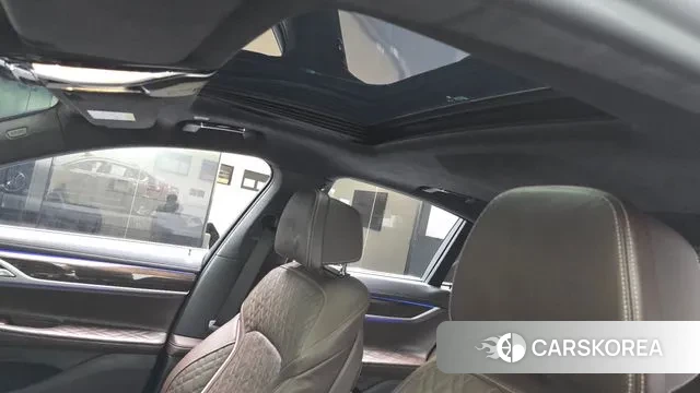 BMW 7 Series (G11) id 3054792 из Кореи 10