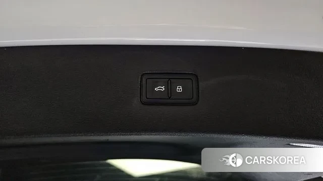 Audi Q7 (4M) id 2965697 из Кореи 10