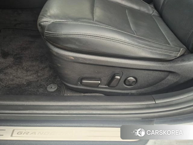 Hyundai The New Grandeur IG id 3898928 из Кореи 10