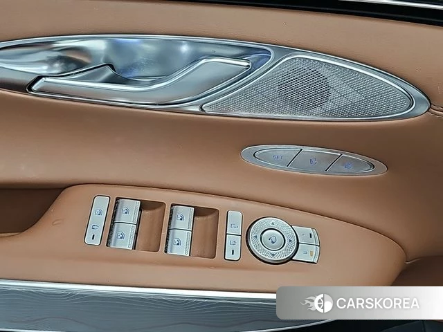 Genesis GV70 id 4619320 из Кореи 10