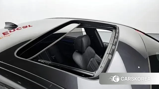 BMW 5 Series (G30) id 3659943 из Кореи 10