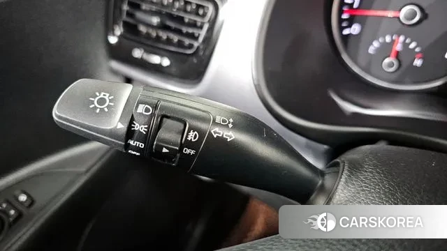 Kia Stonic id 3380520 из Кореи 10