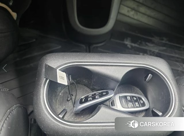 Hyundai Ionic 5 id 3890232 из Кореи 10