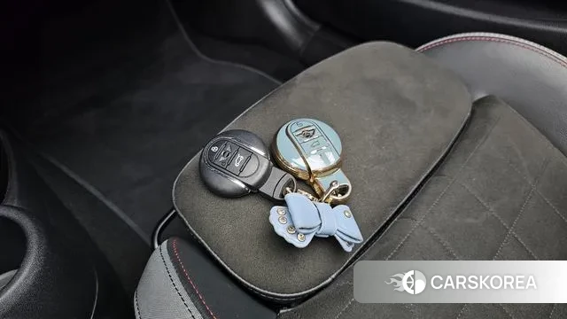 Mini Cooper S Convertible id 3032873 из Кореи 10