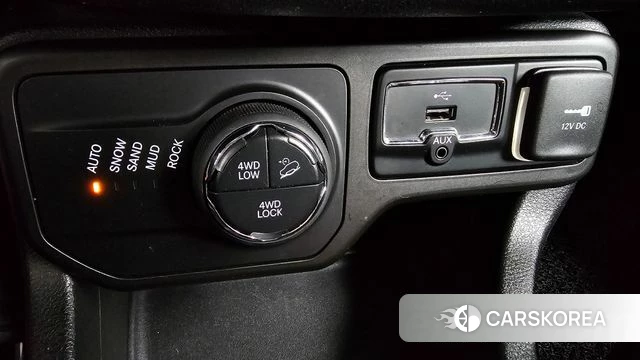 Jeep Renegade id 4794797 из Кореи 10