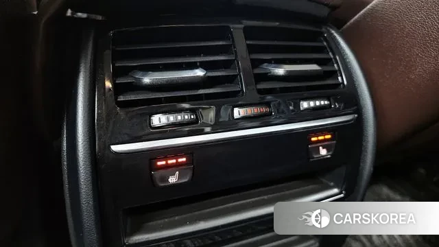 BMW 5 Series (G30) id 3692114 из Кореи 10