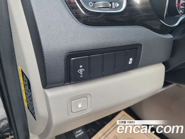 Kia The New Carnival id 2718418 из Кореи 10