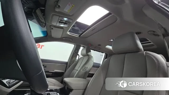 Kia The New Carnival id 3573640 из Кореи 10