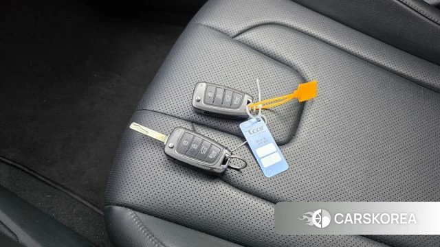 Hyundai Avante Hybrid (CN7) id 4195876 из Кореи 10