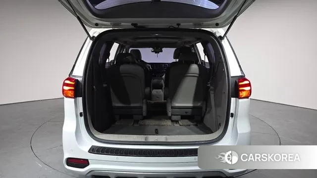 Kia The New Carnival id 3698831 из Кореи 10