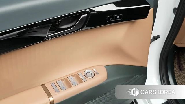 Hyundai Grandeur Hybrid (GN7) id 3811066 из Кореи 10