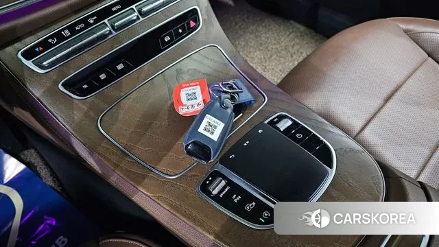 Mercedes-Benz E-Class W213 id 3727428 из Кореи 10