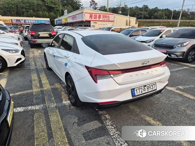 Hyundai Avante Hybrid (CN7) id 3274109 из Кореи 10