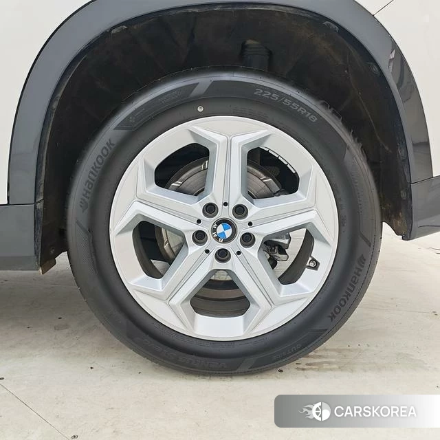 BMW X1 id 4215054 из Китая 10