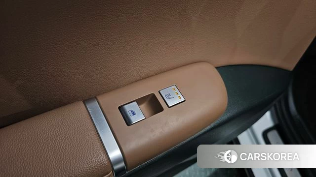 Hyundai Grandeur (GN7) id 3811628 из Кореи 10