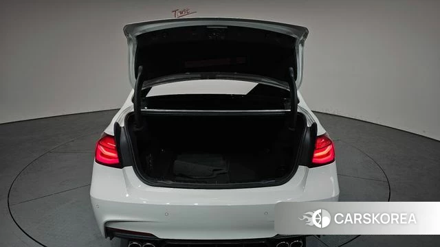 BMW 3 Series (F30) id 3905599 из Кореи 10