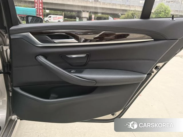 BMW 5 series id 4215086 из Китая 10