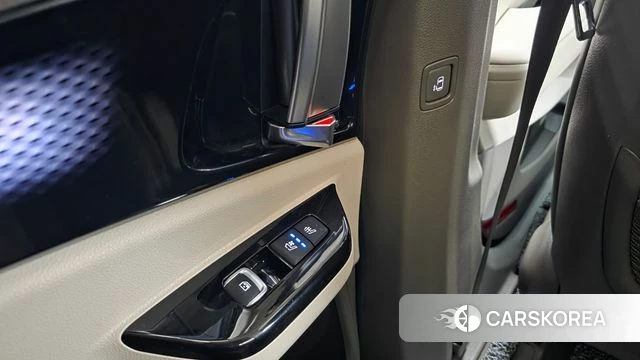 Kia Carnival 4th generation id 3935489 из Кореи 10