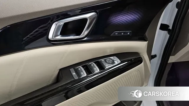 Kia Carnival 4th generation id 3624900 из Кореи 10