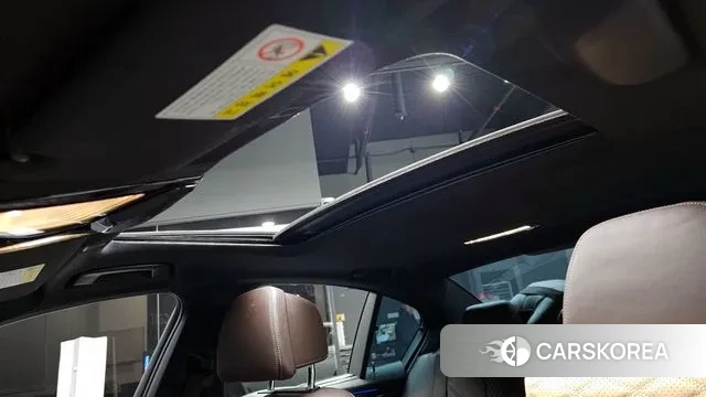 BMW 5 Series (G30) id 3626816 из Кореи 10