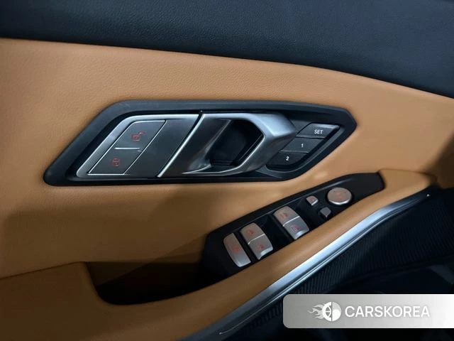 BMW 3 Series (G20) id 4415432 из Кореи 10
