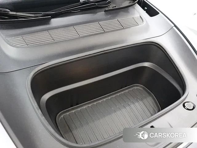 Tesla Model Y id 3605541 из Кореи 10