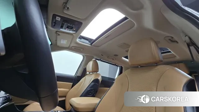 Kia Carnival 4th generation id 3300261 из Кореи 10