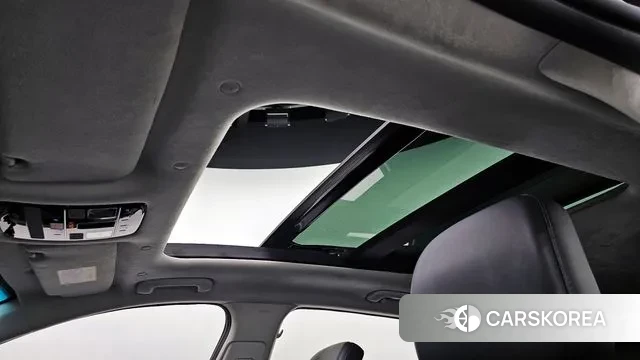 Hyundai Grandeur (GN7) id 3289680 из Кореи 10