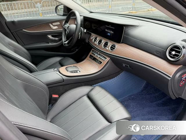 Mercedes-Benz E-class id 4276836 из Китая 10