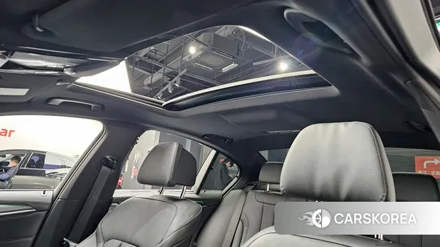 BMW 5 Series (G30) id 3437435 из Кореи 10