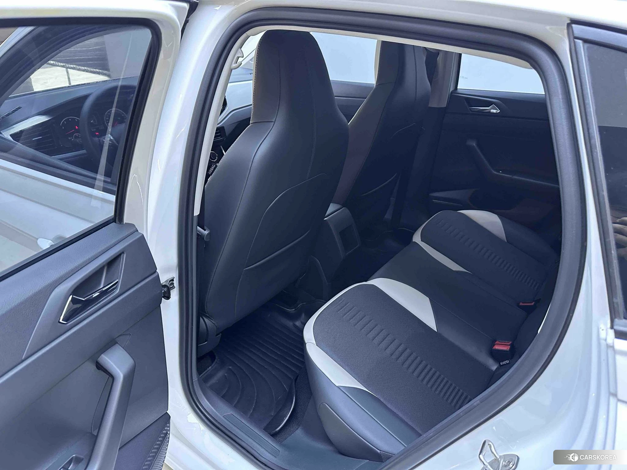 Volkswagen Polo id 4455396 из Китая 10