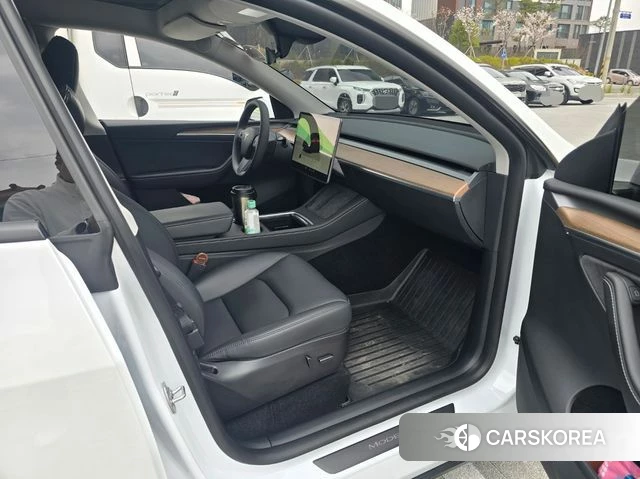 Tesla Model Y id 3939947 из Кореи 10