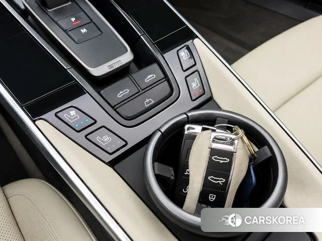 Porsche 911(992) id 4580723 из Кореи 10