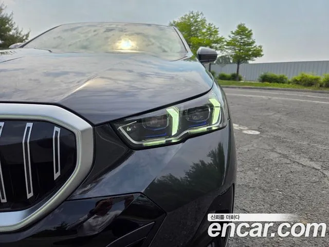 BMW 5 Series (G60) id 2805422 из Кореи 10