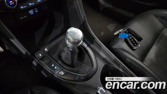 Hyundai Veloster (JS) id 2688723 из Кореи 10