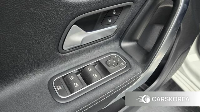 Mercedes-Benz A-Class W177 id 4657240 из Кореи 10