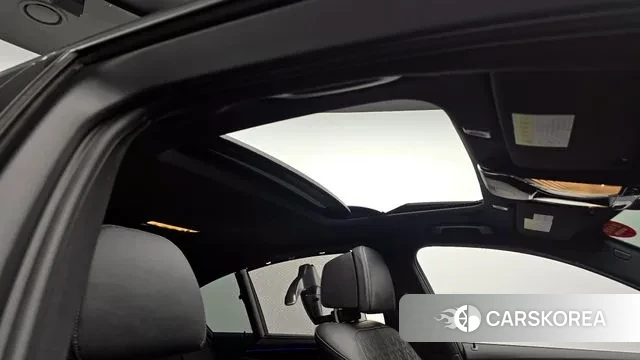 BMW 5 Series (G30) id 3368576 из Кореи 10