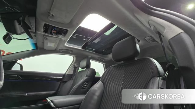 Hyundai Grandeur (GN7) id 3922601 из Кореи 10