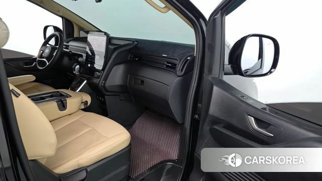 Hyundai Staria id 4194133 из Кореи 10