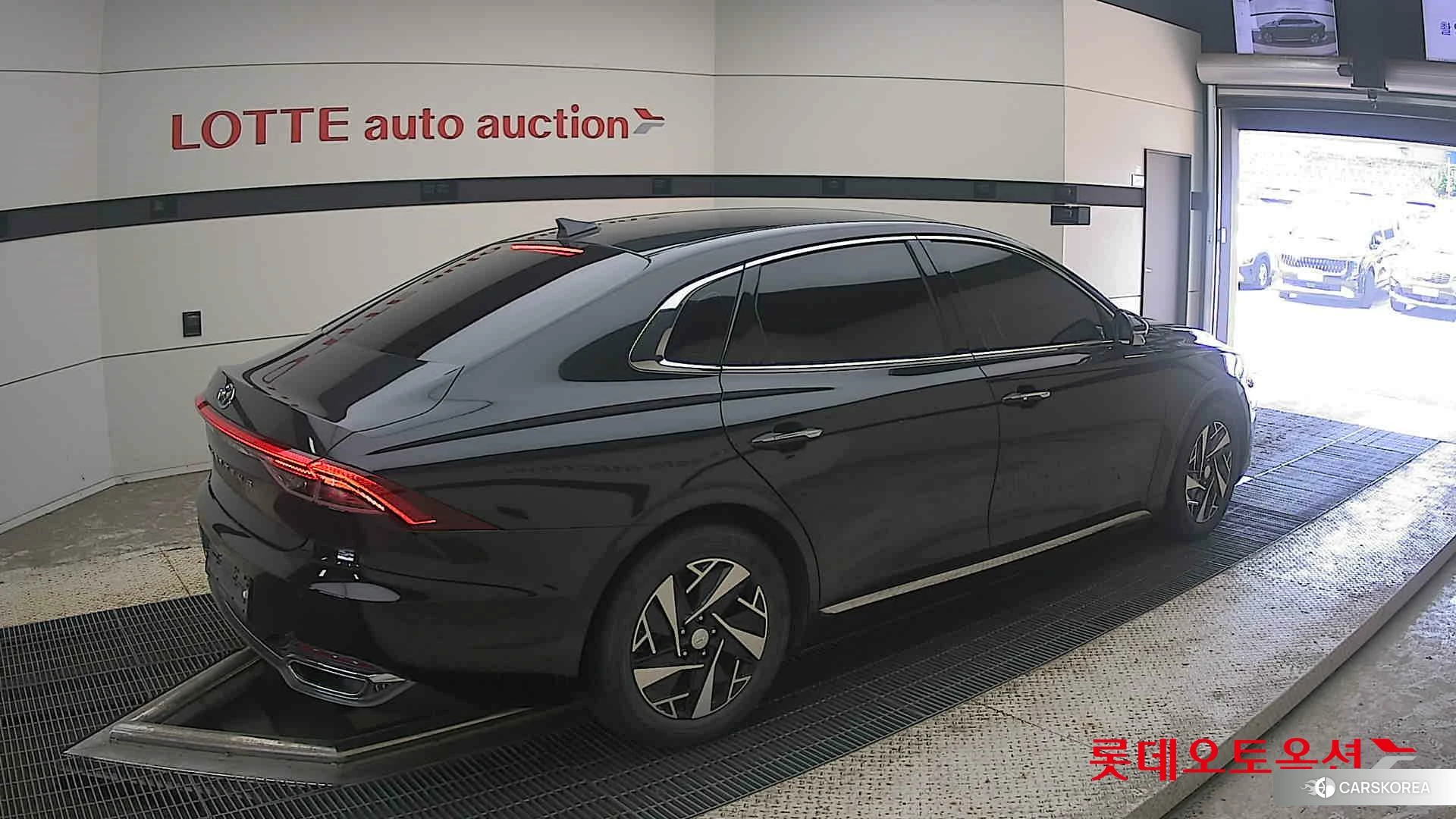 Hyundai Grandeur Hybrid id 4669132 из Кореи 10