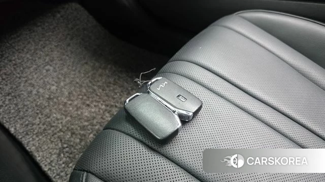 Kia K8 id 4778732 из Кореи 10
