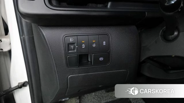 Hyundai Staria id 3850449 из Кореи 10