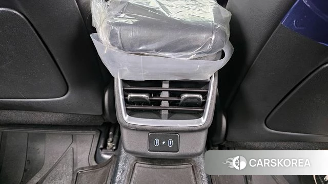 Hyundai Grandeur (GN7) id 3876681 из Кореи 10