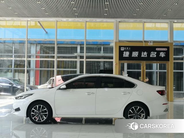 Kia K3 id 4289979 из Китая 10