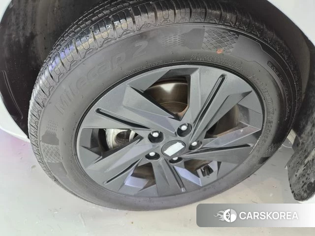 Hyundai Avante Hybrid (CN7) id 4528678 из Кореи 10